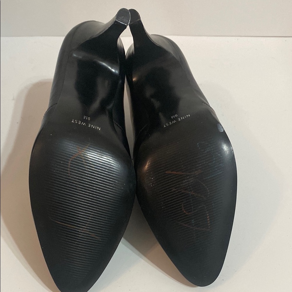 Nine West Elegant Black Women's Heeled Ankle Boots Size 9M - Picture 7 of 10